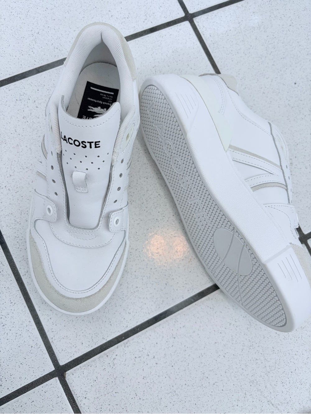 Lacoste Sneakers Women’s Casual Shoes – Excellent Condition